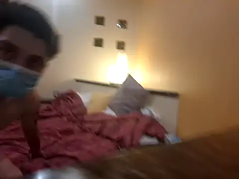 Snapshot of Molly_Erik chatting on 19, 12, 2025 Molly Erik online show from 19, 12, 2025