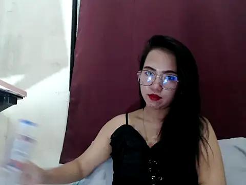 yourloving maris online show from 28, 3, 2026