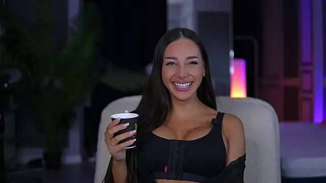 NinaSolenne online show from 20, 7, 2026
