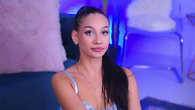 NinaSolenne online show from 6, 1, 2026