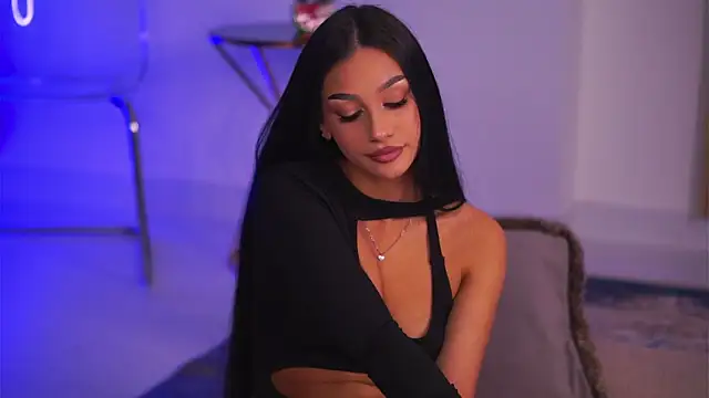 NinaSolenne online show from 17, 12, 2025