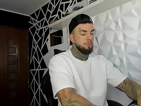 Snapshot of Chrisjordan66 chatting on 22, 10, 2025 Chrisjordan66 online show from 22, 10, 2025