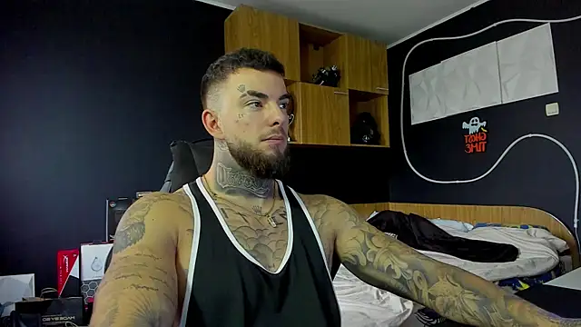 Snapshot of Chrisjordan66 chatting on 18, 11, 2025 Chrisjordan66 online show from 18, 11, 2025