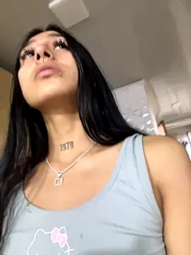 Violeet Smith online show from 1, 10, 2025