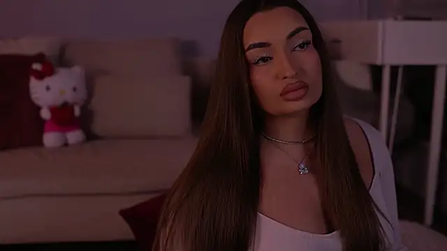 MillaSerene online show from 13, 4, 2026