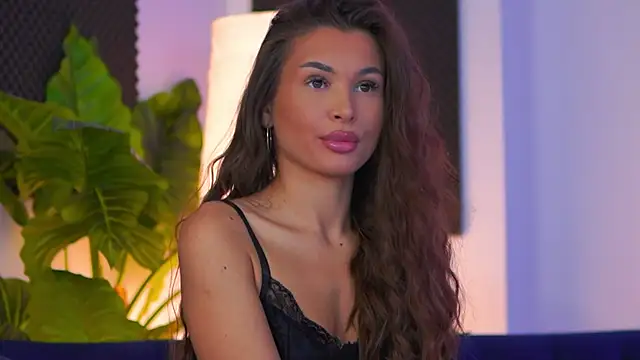 KyssaraPlay online show from 6, 10, 2025