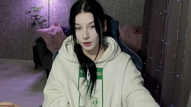AlinaGreeeen online show from 12, 9, 2025
