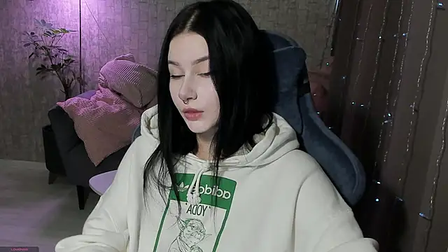 AlinaGreeeen online show from 27, 9, 2025