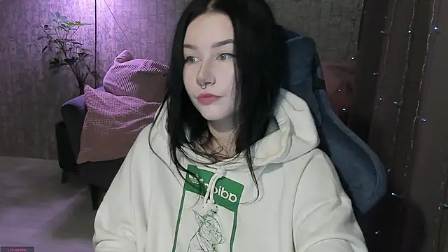 AlinaGreeeen online show from 28, 9, 2025