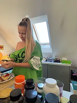 blondi2077 online show from 26, 10, 2025