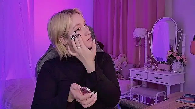 CinBellamy online show from 3, 11, 2025