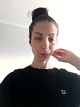 Princessa99885 online show from 28, 10, 2025