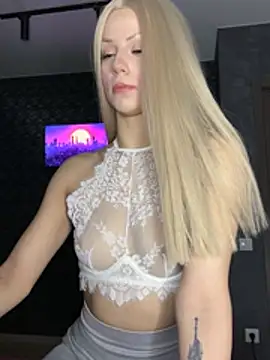 FavoriteKira online show from 12, 4, 2026