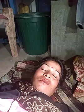 Snapshot of MISS_LOVE_001 chatting on 6, 11, 2025 MISS LOVE 001 online show from 6, 11, 2025