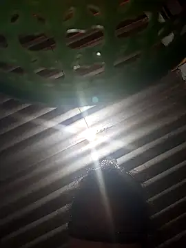 MISS LOVE 001 online show from 13, 12, 2025