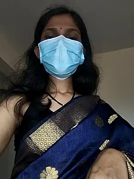 Shivani2002 online show from 3, 6, 2026