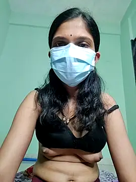 Shivani2002 online show from 28, 3, 2026