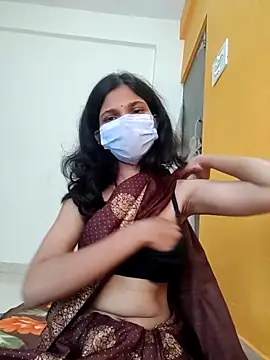 Shivani2002 online show from 19, 12, 2025