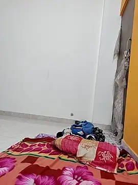 Shivani2002 online show from 13, 12, 2025