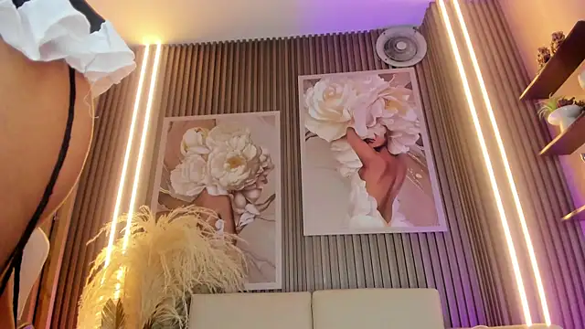 Snapshot of Ailee_naughty chatting on 17, 10, 2025 Ailee naughty online show from 17, 10, 2025