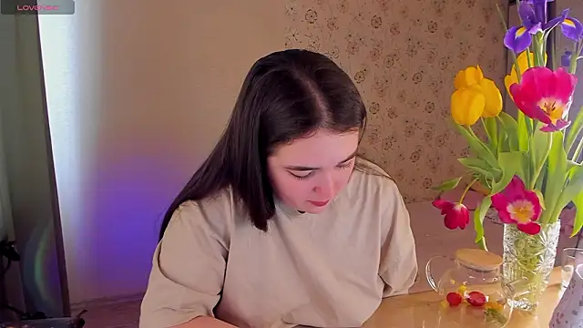 Alice next door online show from 7, 3, 2026