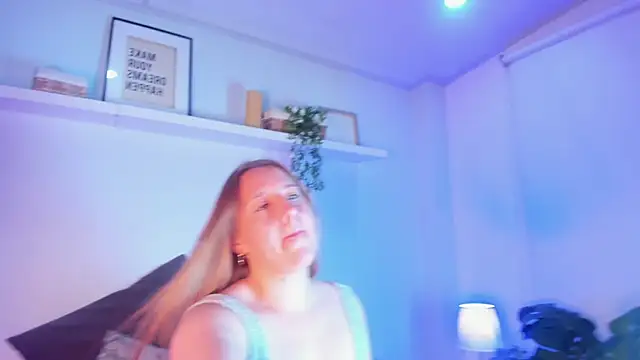 Cutie blondie online show from 5, 3, 2026