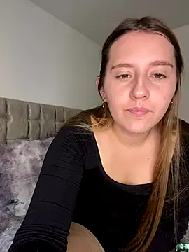 Cutie blondie online show from 16, 12, 2025