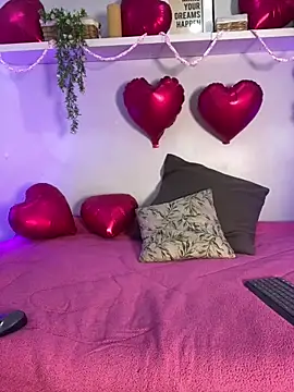 Cutie blondie online show from 16, 2, 2026