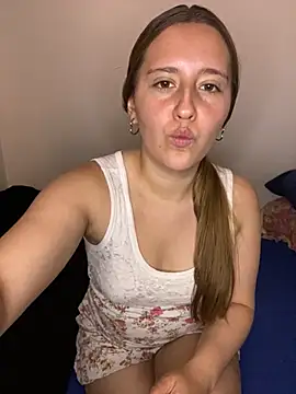 Snapshot of Cutie_blondie chatting on 20, 9, 2025 Cutie blondie online show from 20, 9, 2025