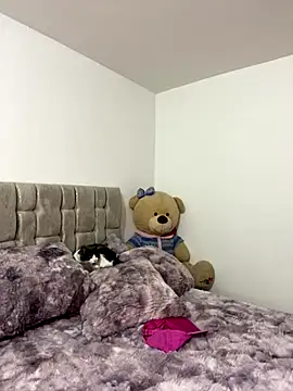 Snapshot of Cutie_blondie chatting on 23, 10, 2025 Cutie blondie online show from 23, 10, 2025