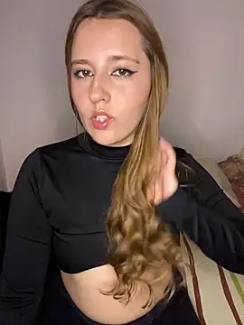 Snapshot of Cutie_blondie chatting on 25, 9, 2025 Cutie blondie online show from 25, 9, 2025