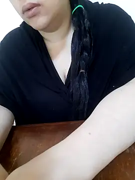 Madam-bezoul- online show from 11, 9, 2025