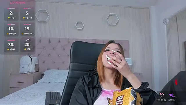 MadisonSky  online show from 8, 11, 2025