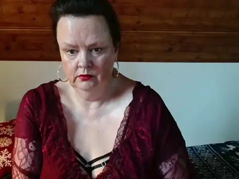 TiffanyMature online show from 4, 12, 2025