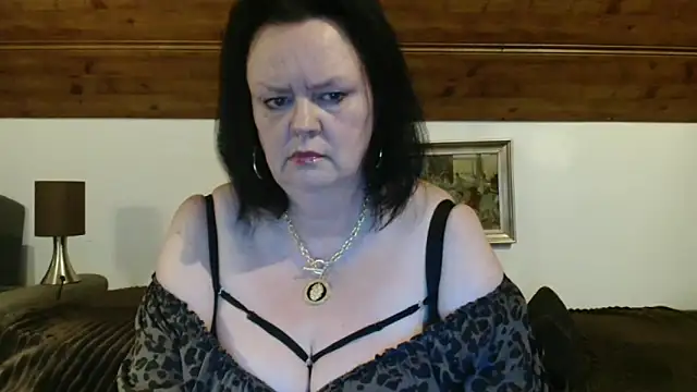 TiffanyMature online show from 30, 9, 2025