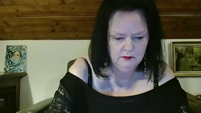 TiffanyMature online show from 8, 2, 2026