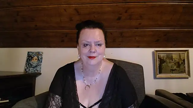 TiffanyMature online show from 28, 5, 2026