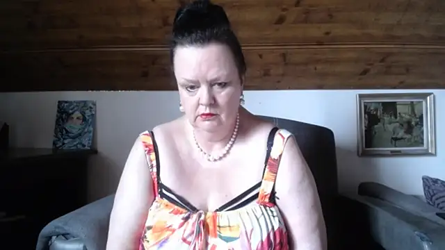 TiffanyMature online show from 8, 5, 2026