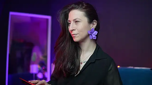 RubyRosa online show from 7, 4, 2026