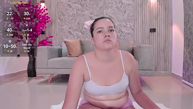 karlie small online show from 17, 2, 2026