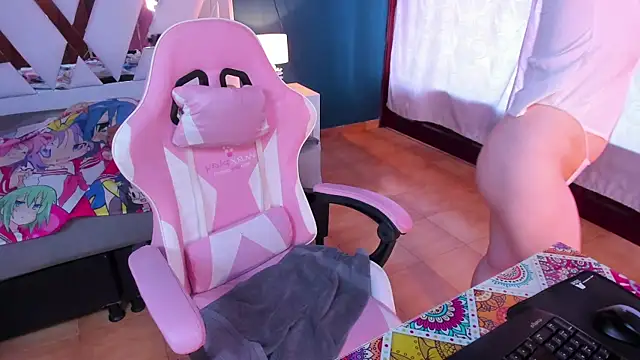 Melody Lolii online show from 11, 4, 2026