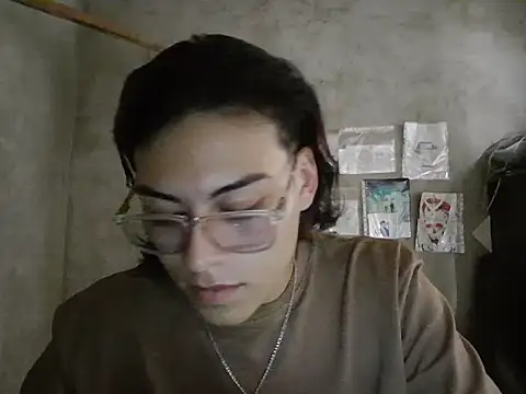 dirty model online show from 28, 4, 2026