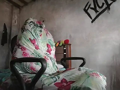 dirty model online show from 28, 2, 2026