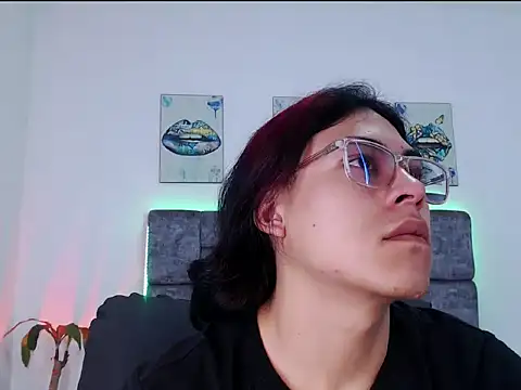 dirty model online show from 17, 1, 2026