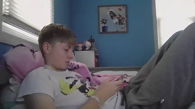 Snapshot of Liam_axel35 chatting on 28, 11, 2025 Liam axel35 online show from 28, 11, 2025