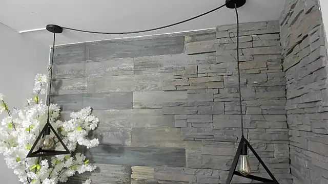 ItaloMoore online show from 7, 11, 2025