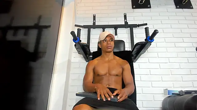 ItaloMoore online show from 10, 4, 2026