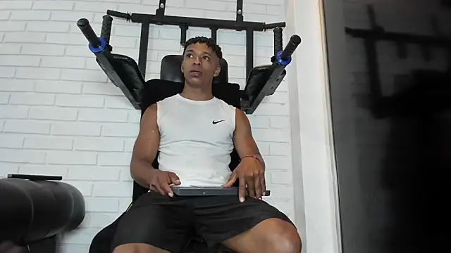 ItaloMoore online show from 19, 3, 2026