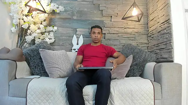 ItaloMoore online show from 12, 10, 2025