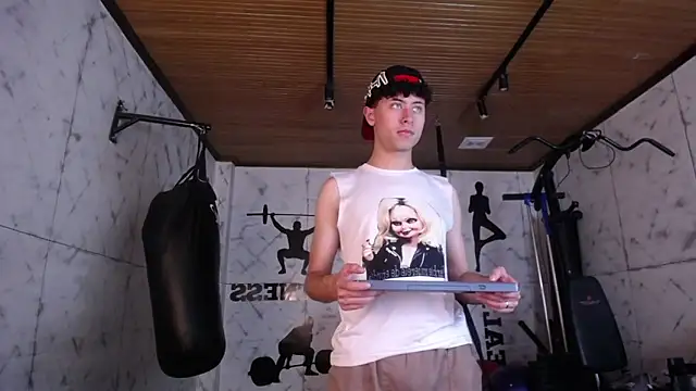 Snapshot of NoahDupont chatting on 22, 9, 2025 NoahDupont online show from 22, 9, 2025
